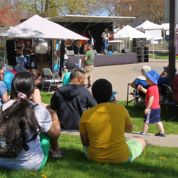 do you have ada compliant event porta potties available